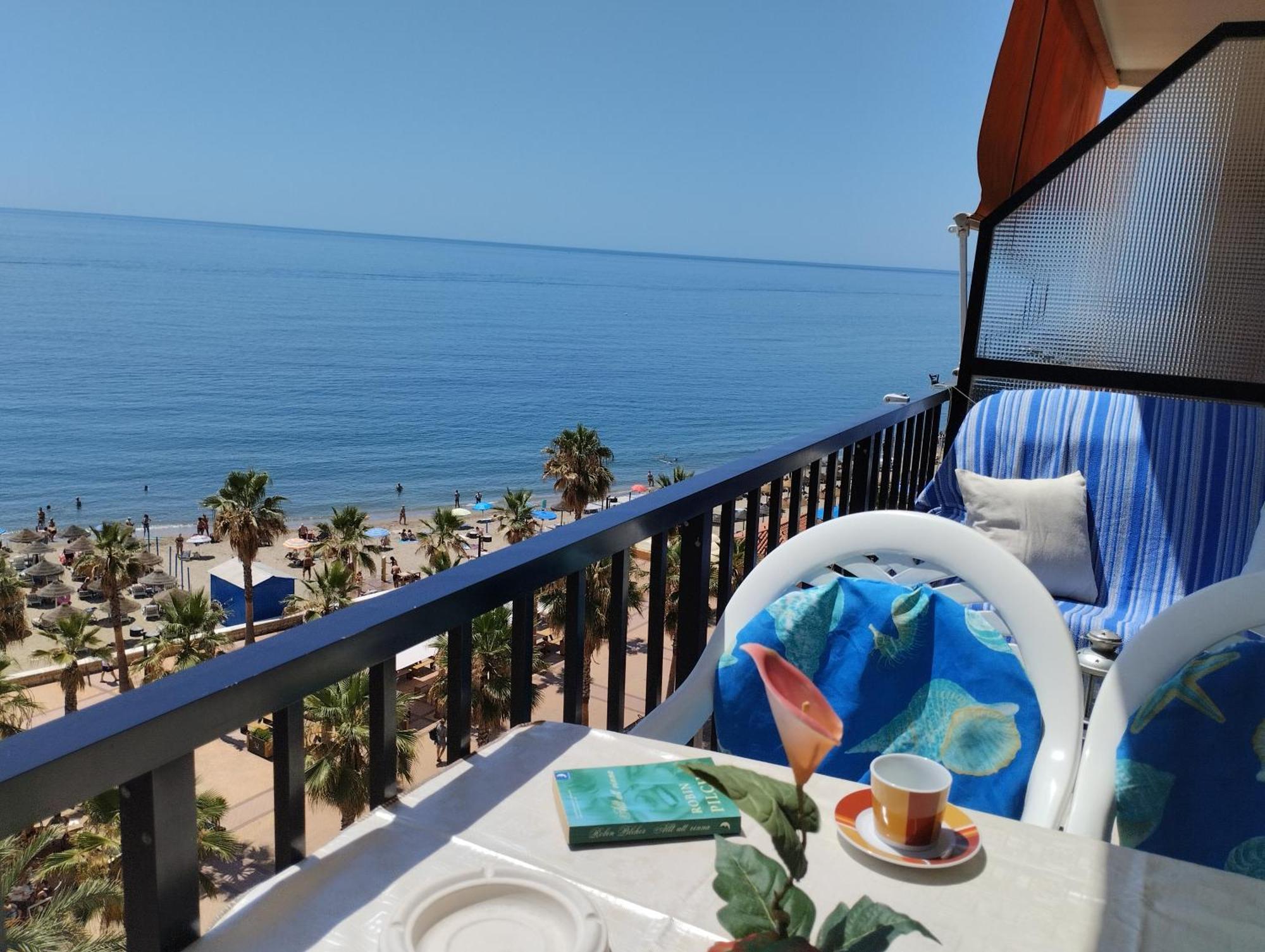 Fuengirola Playa Carina Apartment Ngoại thất bức ảnh