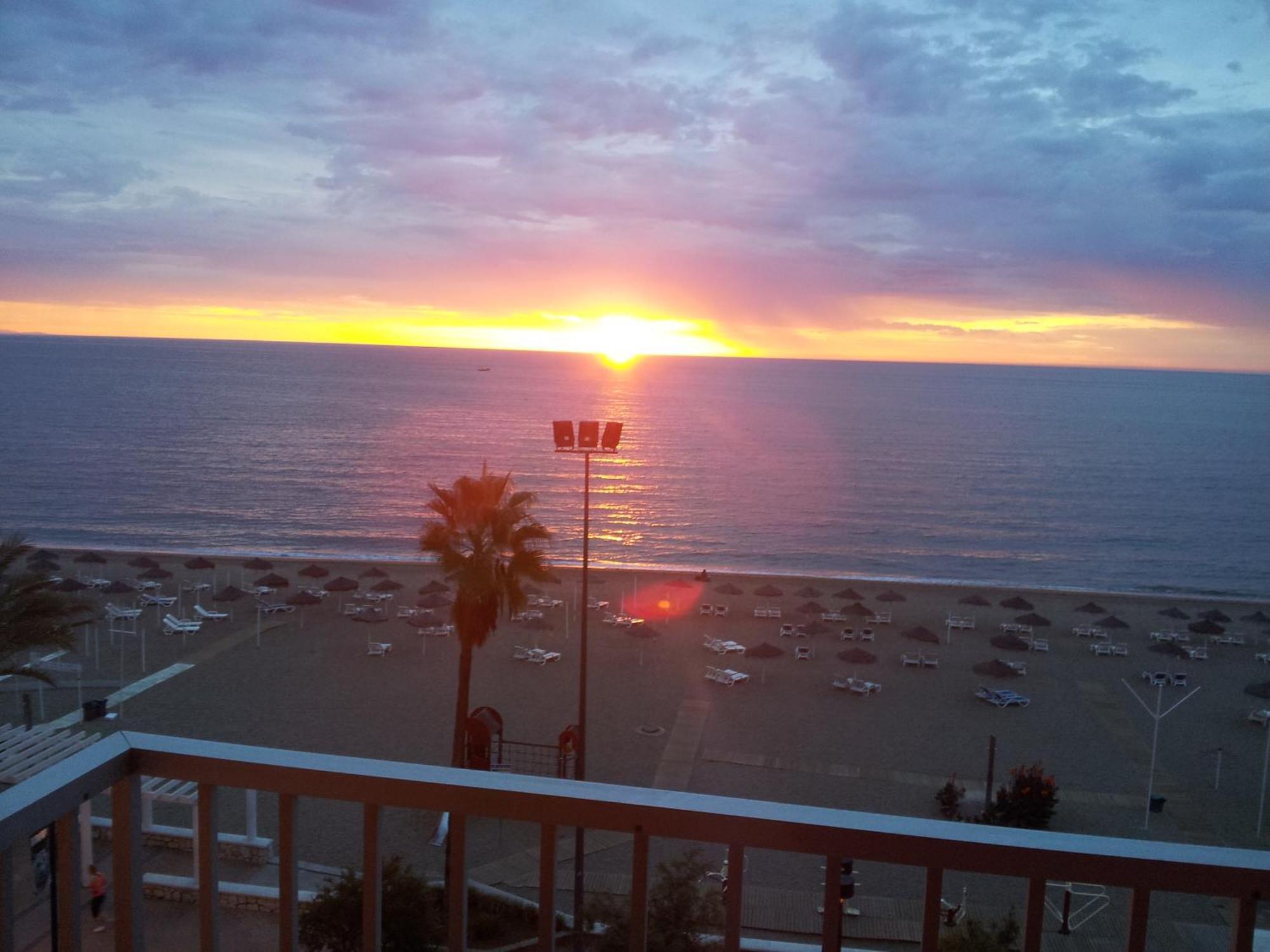 Fuengirola Playa Carina Apartment Ngoại thất bức ảnh